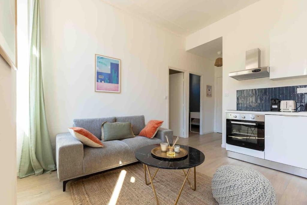 Appart Cosy A 1' Du Cours Julien Marseille Exterior photo