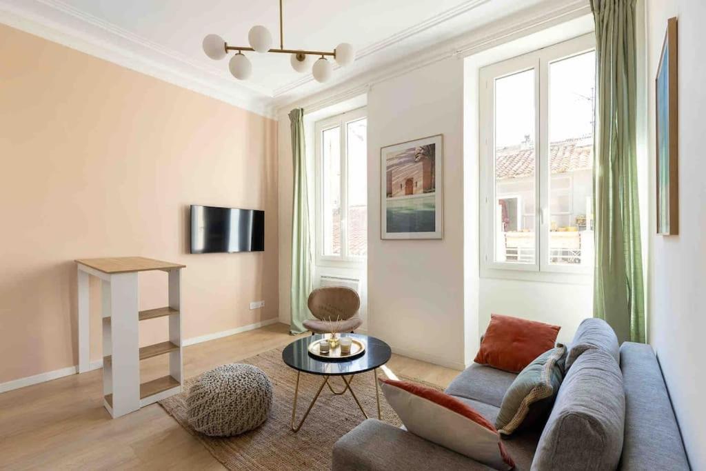 Appart Cosy A 1' Du Cours Julien Marseille Exterior photo